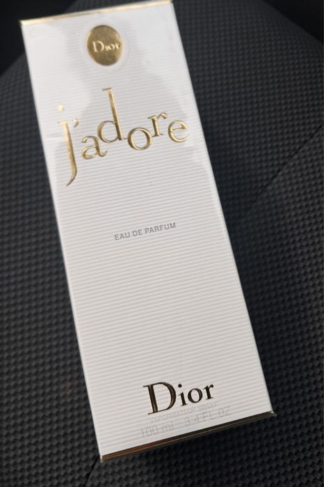 Parfum  dama Jadore