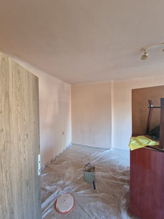 Vand apartament o camera