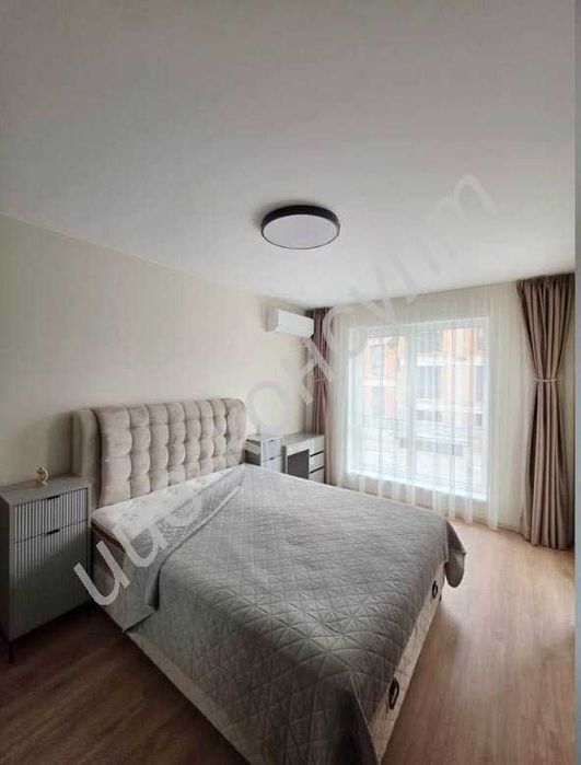 Нов тристаен апартамент зад Практикер