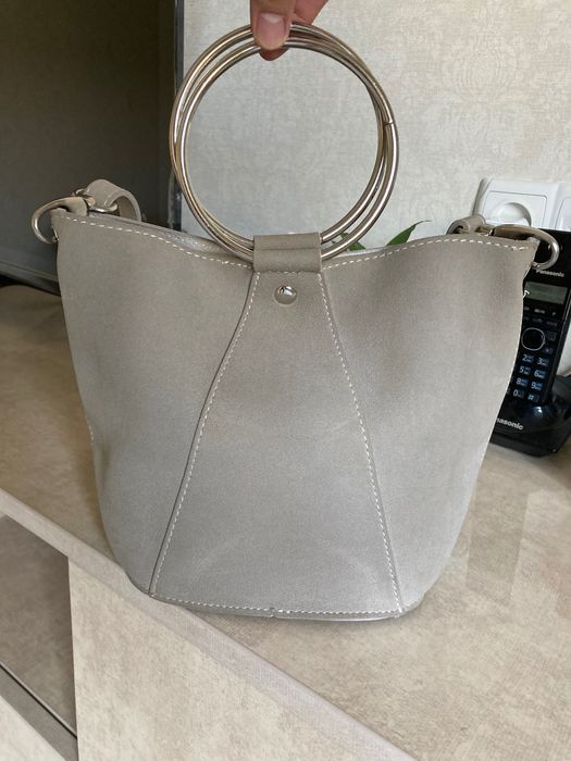 Женская сумка через плечо