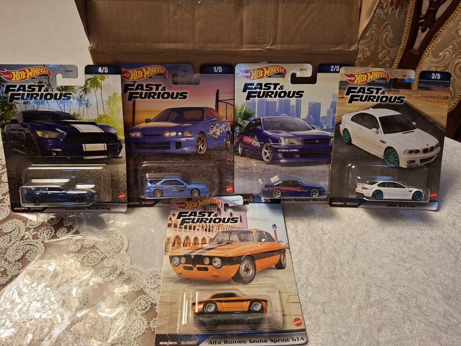 Hot Wheels Premium Mini Gt