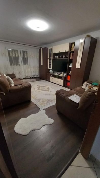 Apartament 2 camere etaj 4din4