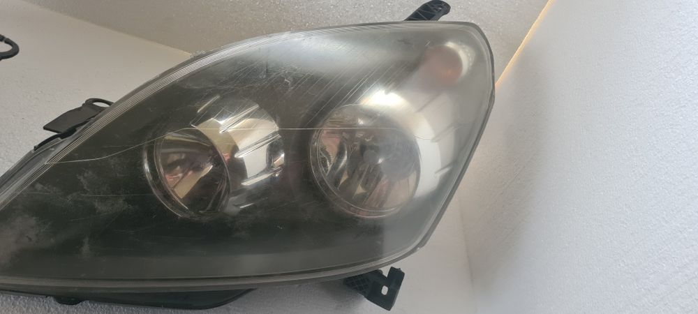 Far grila fata opel Zafira b