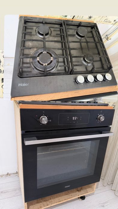 Духовой шкаф + газовая варочная панель Haier