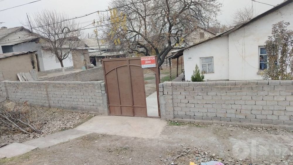Уй сотилади 4.5 сотих ОЛМАЗОРДА