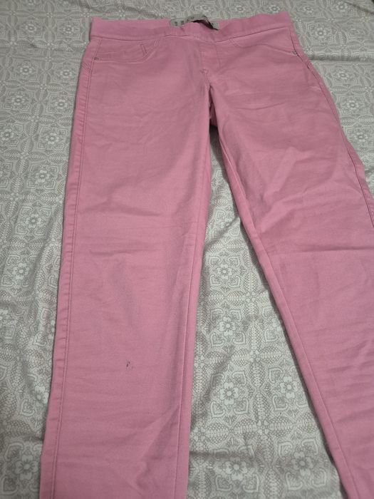 Pantaloni roz blug marimea 38