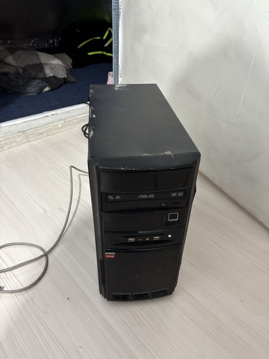 Calculator Desktop / Unitate PC.