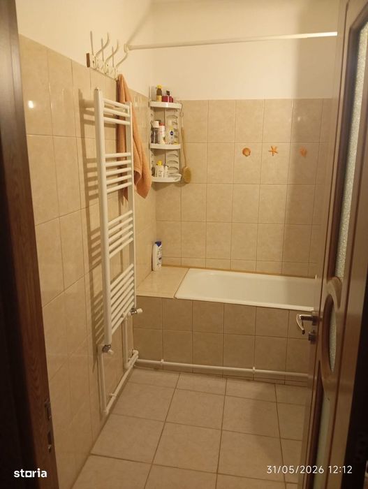 Apartament 2 camere, Rovine, balcon și debara