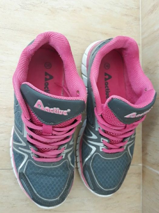 Спортни маратонки