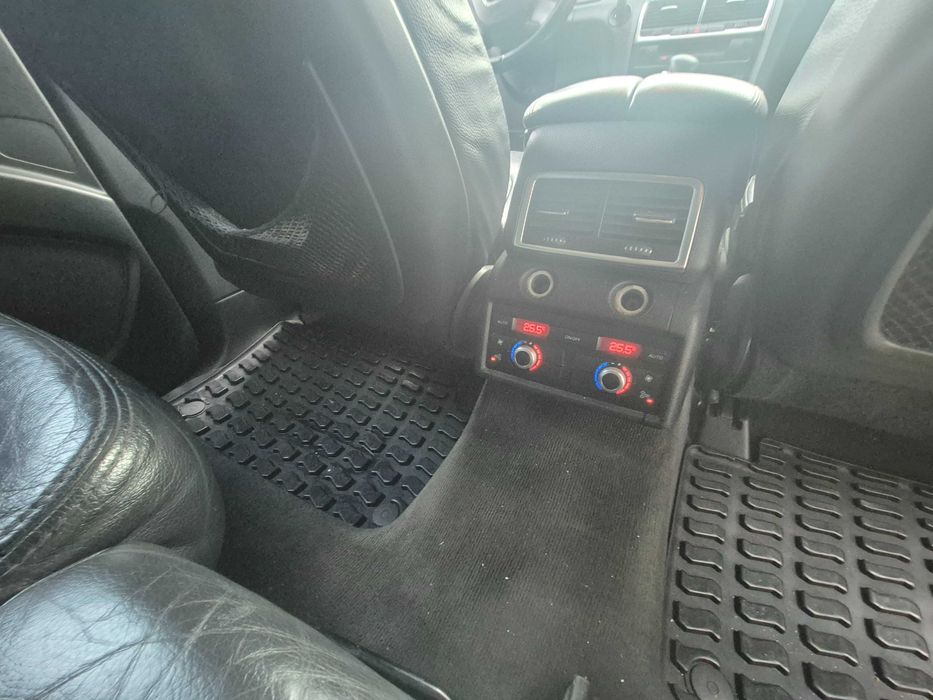 Audi Q7 цял за части или на части