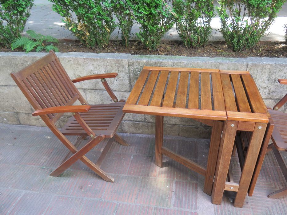 Тиково дърво- маса и 2бр.столове,сгъваеми ,Скандинавски мебели