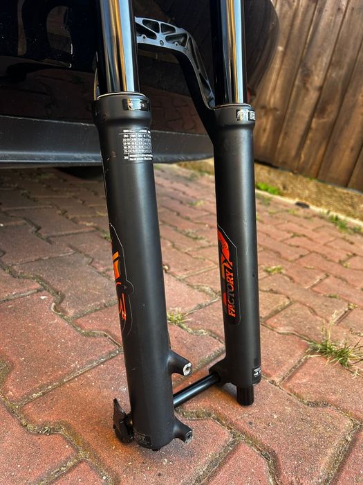 Furca FOX 36 180mm, Performance Elite Float, 27.5/29” boost, 15*110mm