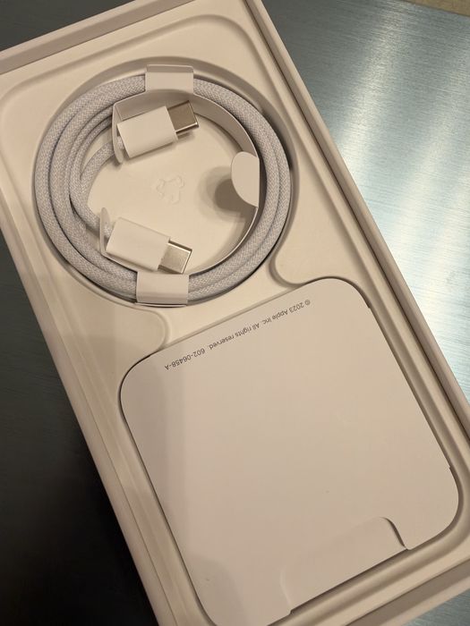 iPhone 15 128GB Green