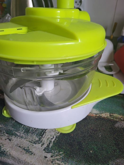 Продам лукарезка ручная