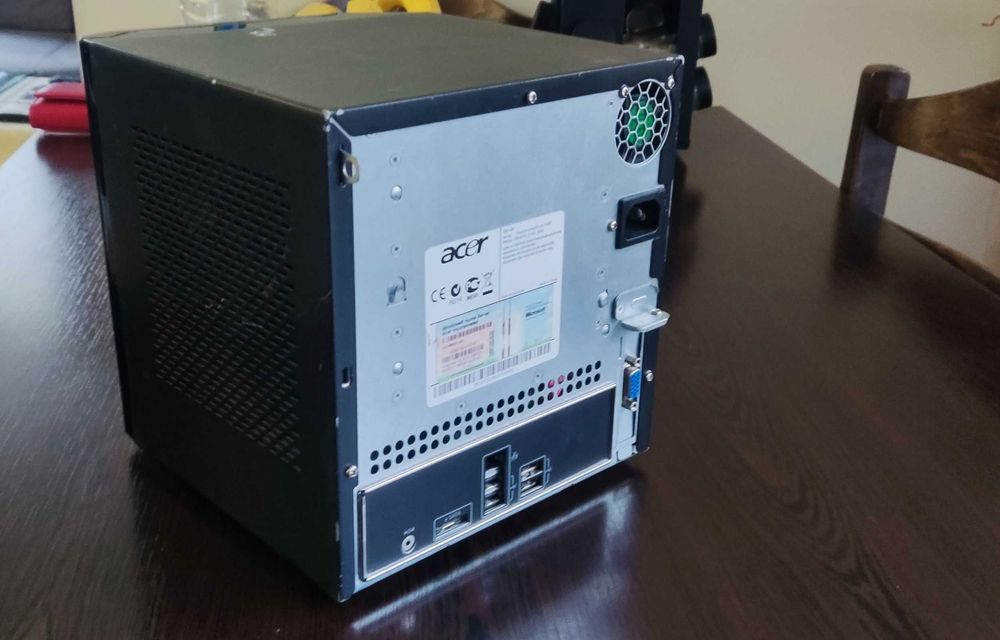 Acer easyStore H340