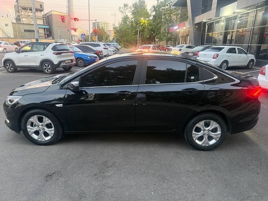 Onix Primier Plus 2024 Full