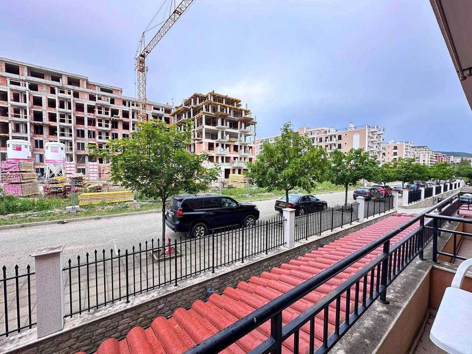 Продава се Двустаен апартамент в Свети Влас - 64 кв.м за 829 €/кв.м - Снимка #1