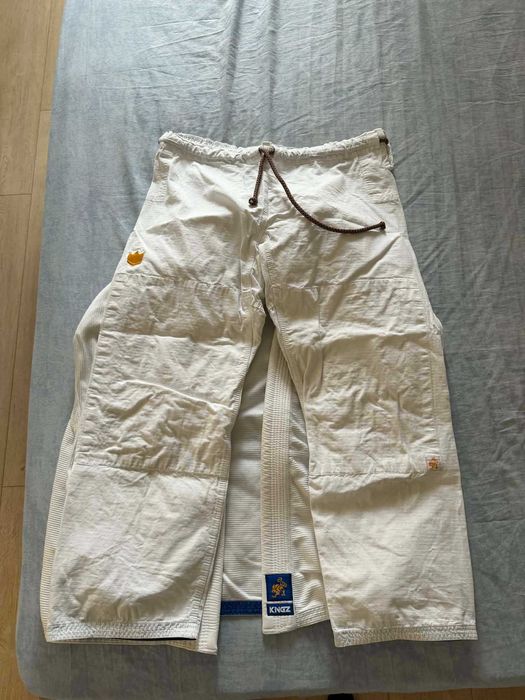 KINGZ x IBJJF Official ГИ/кимоно за BJJ - Размер A3