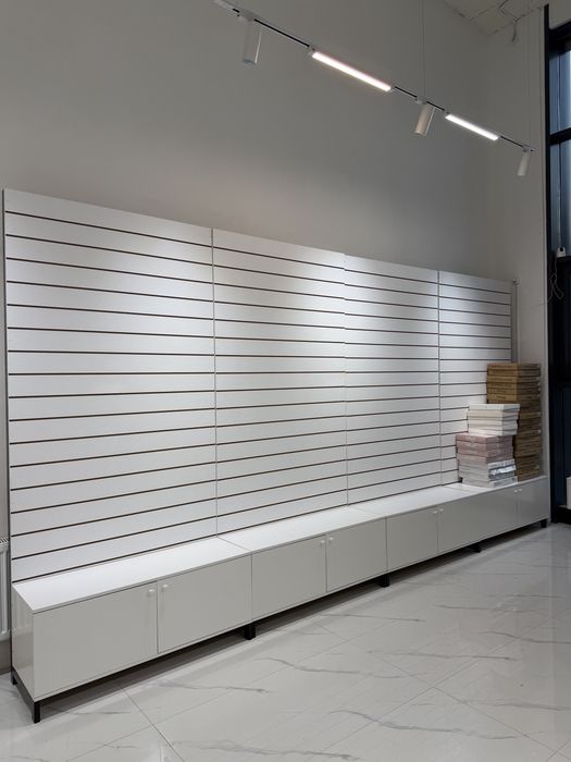 Продаю мебель для магазина