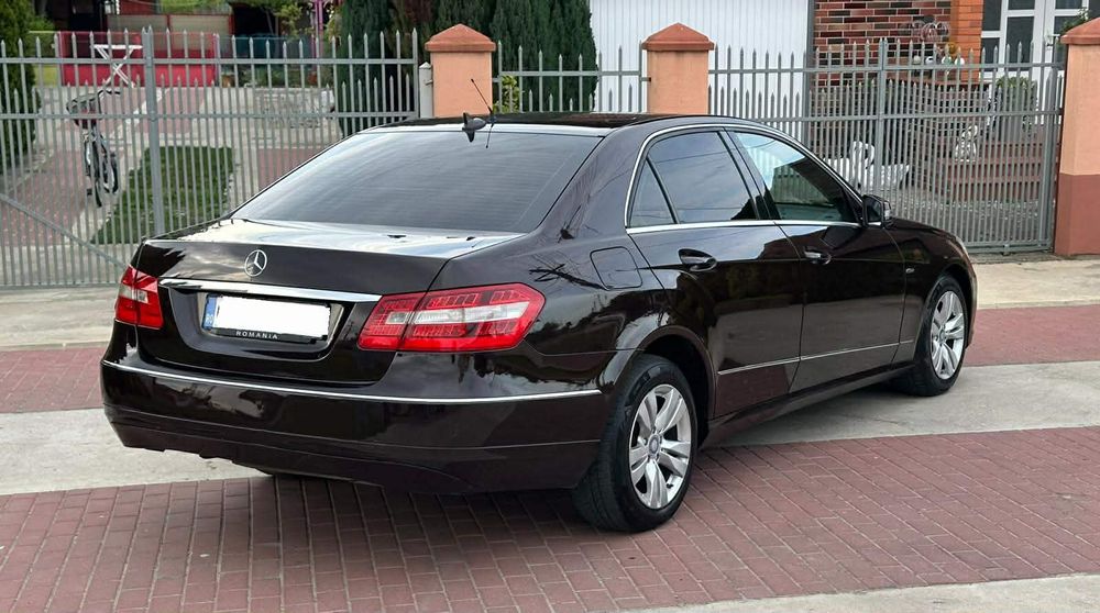 Mercedes E 200 2.2 Cdi an 2010 euro 5 inmatriculat ro. acte la zi fisc