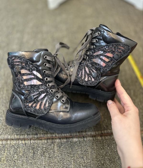 Ghete cu fluturi, marimea 29, 18.5cm