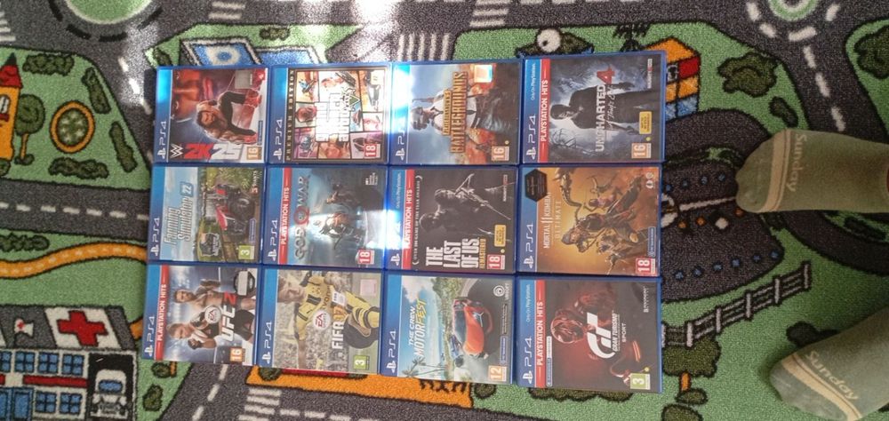 Продавам игри за PS 4