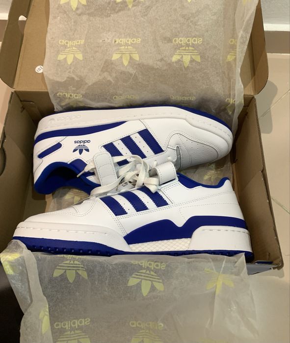 Маратонки Adidas 44