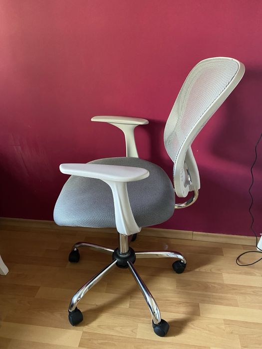 работен стол Rhino като нов