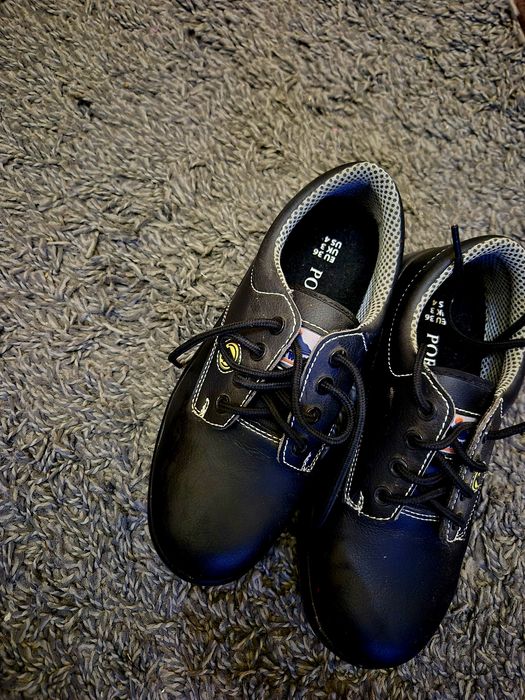 Bocanci de protecție!