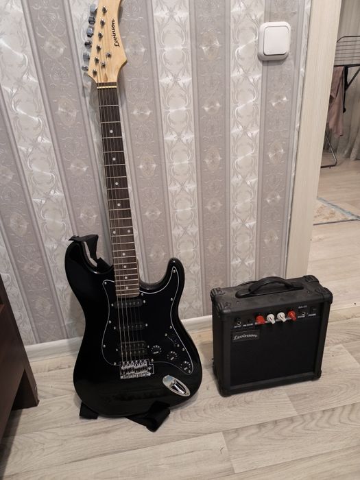 Продам электрогитару