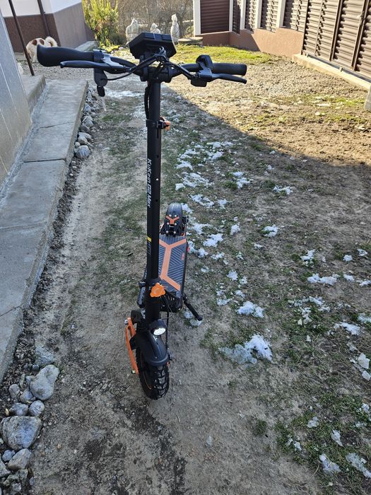Trotineta electrica KUKIRIN G2 Max, autonomie max 80km, motor 1000W