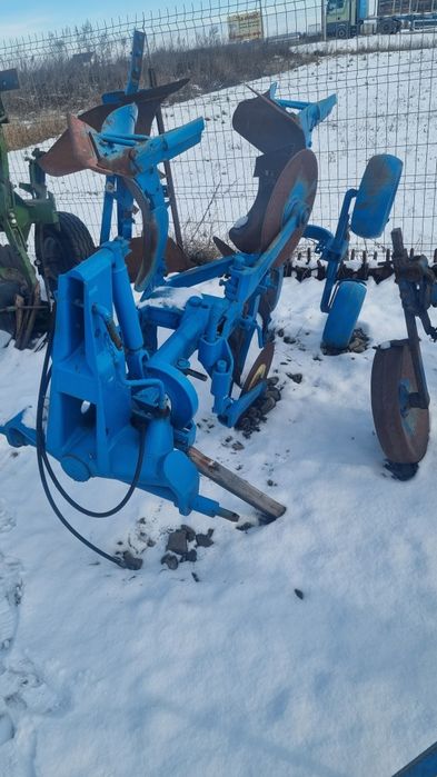 Utilaje piese plug cu 2 brazde reversibil