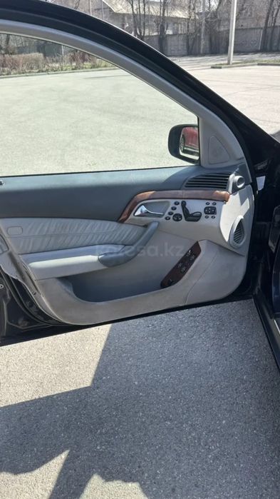 Мерседес 220 3.2 дизель