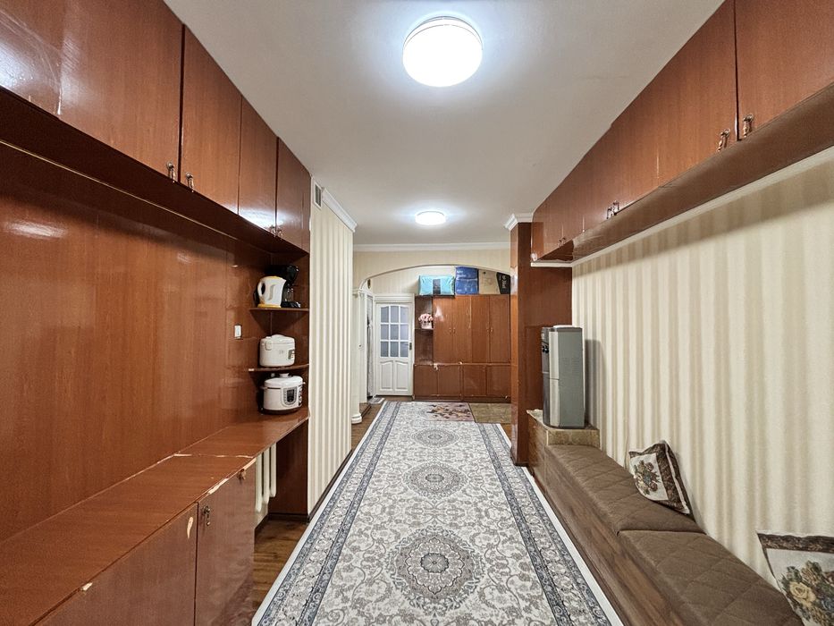 Продаётся 4х комнатная квартира