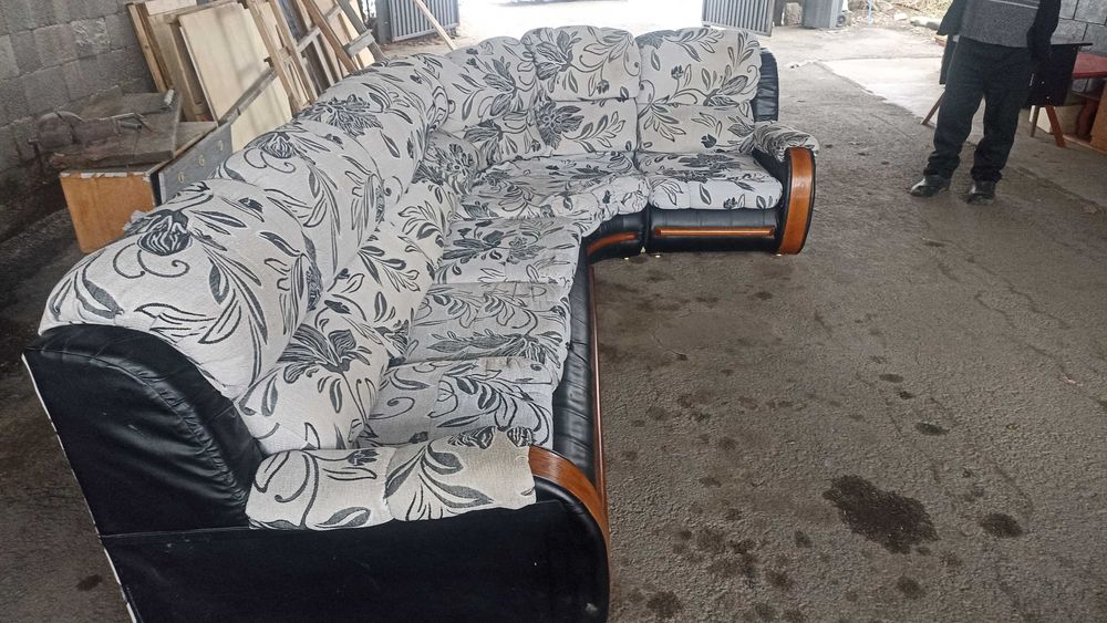 Продам угловой диван