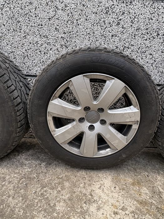 Джанти с гуми Audi 225/55/R16