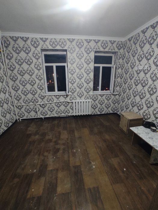 Vodnik bozorchani roʻparasida 1-xona