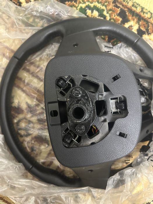 Продам руль Chevrolet