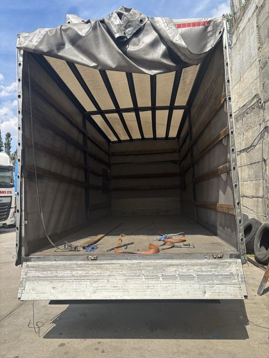 IVECO EUROCARGO 2 легла 2 места + нови предни гуми и хубави задни
