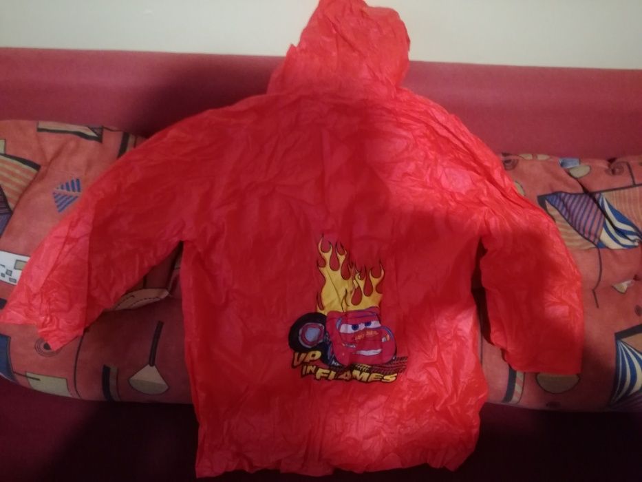 Нови детски дъждобрани Карс размери 128/140 и за 2/3години