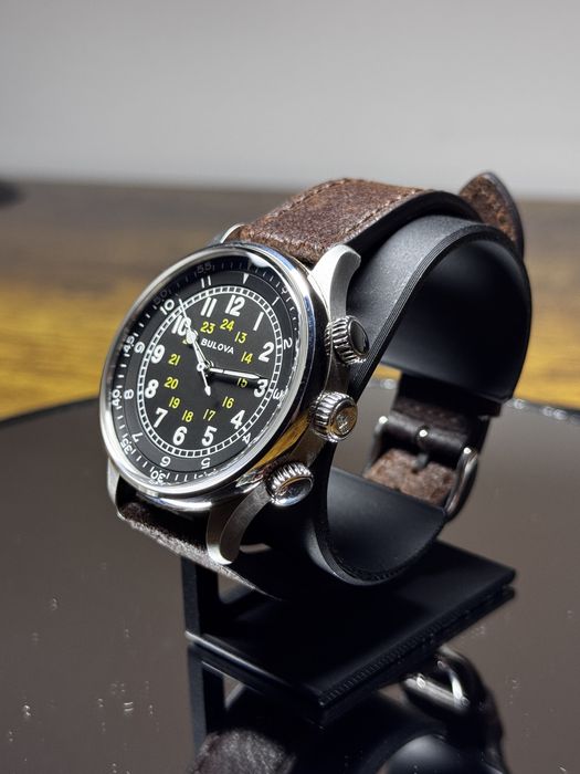 Часы Bulova A15 Pilot Watch