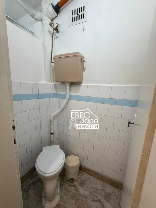 Дава се под наем Четиристаен апартамент в Стара Загора, Център - 86 кв.м за 331.5 € - Снимка #11