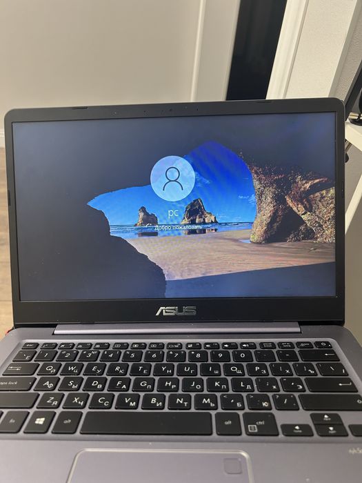 Asus vivobook s14 i5 8250u