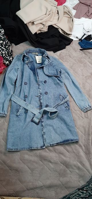 Женская одежда, товар на продажу