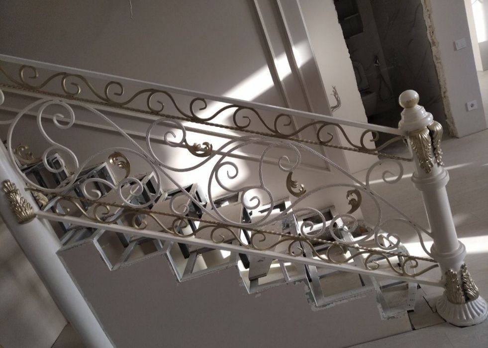 Покраска Ремонт ворот.Покраска навесов.Крыш.