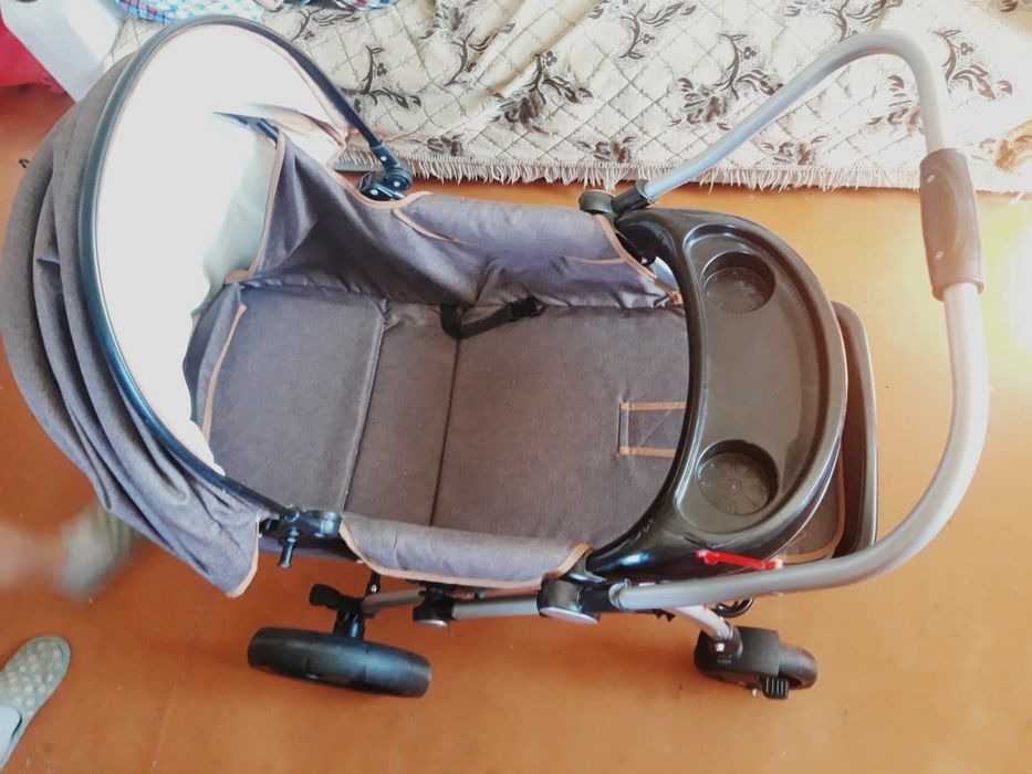 Продам коляску.          .