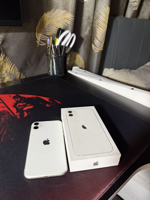 iPhone11 белый 128гб