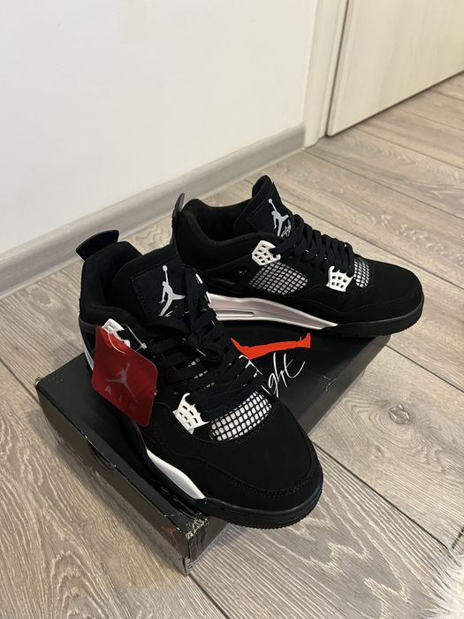 Jordan 4 White Thunder / Toate Marimile