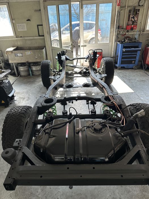 Nissan patrol y60 autoutilitara