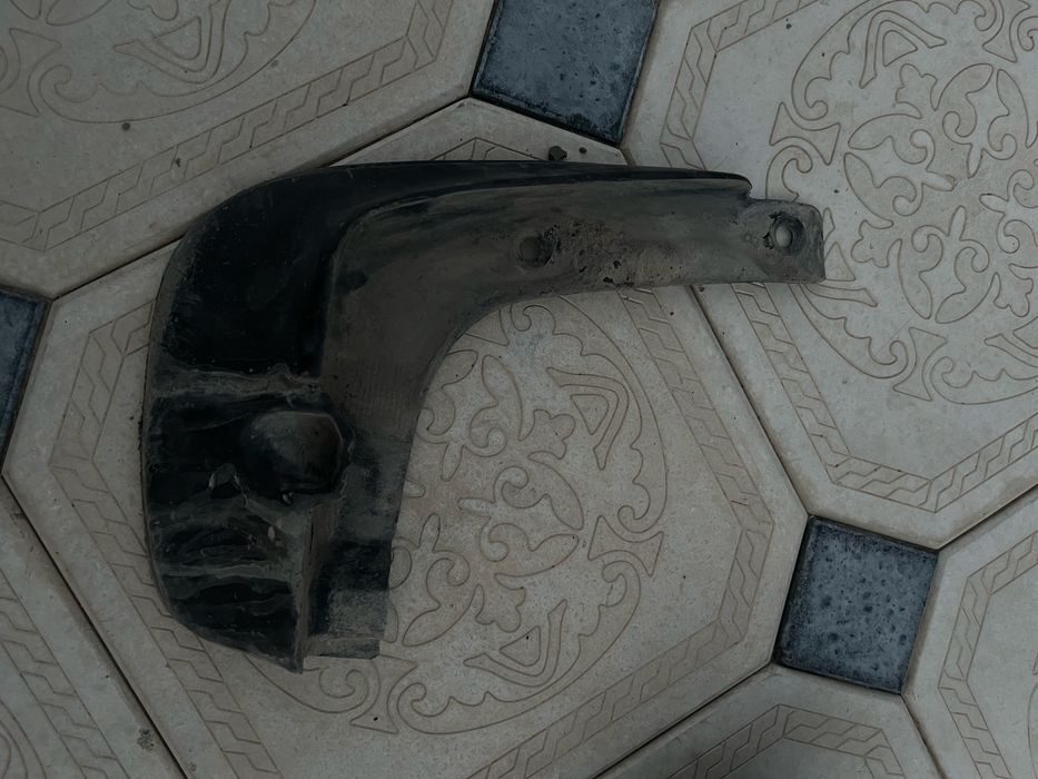 Брызговики на Камри 30-35